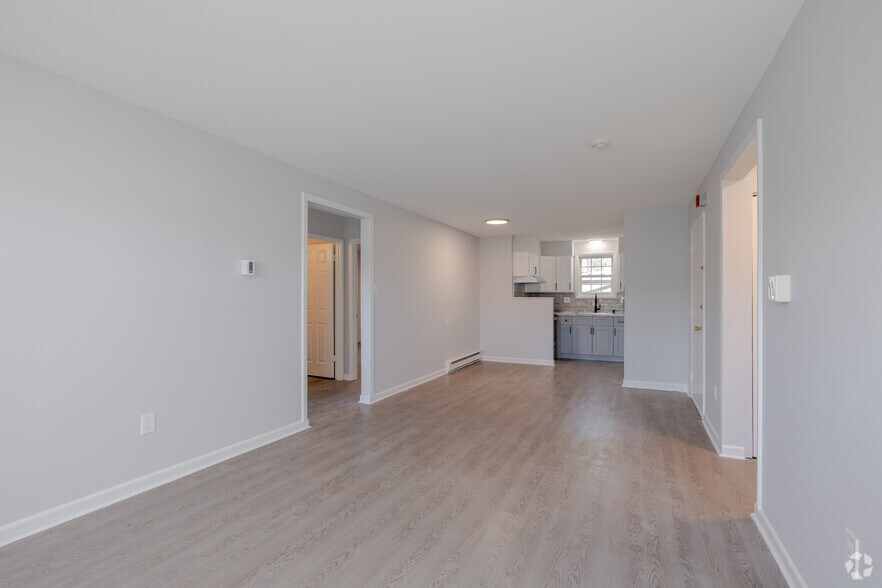 More Photos Of 134 College Hwy, Southampton Apartments For Sale