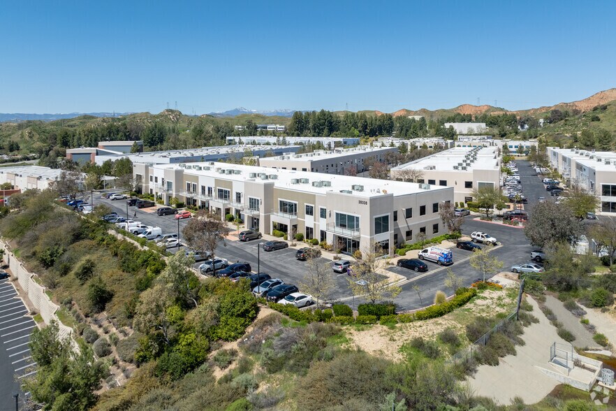 More Photos Of 28338 Constellation Rd, Valencia Loft Creative Space For Sale