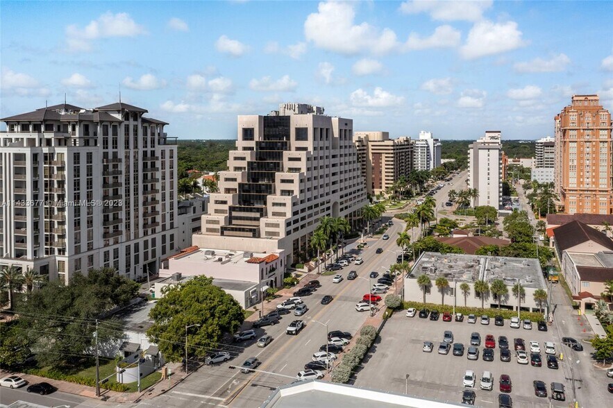 More Photos Of 520 Biltmore Way, Coral Gables Storefront Retail Office For Lease