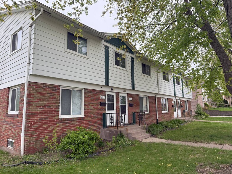 Primary Photo Of , Davenport Multifamily For Sale