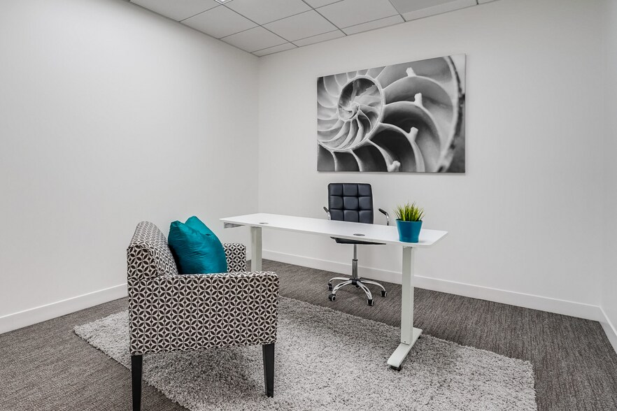 More Photos Of 15303 Ventura Blvd, Sherman Oaks Office For Lease