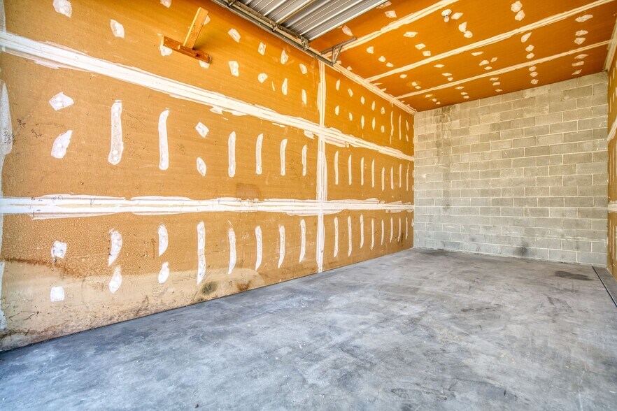 More Photos Of 1109-1115 Kimbark St, Longmont Unknown For Lease