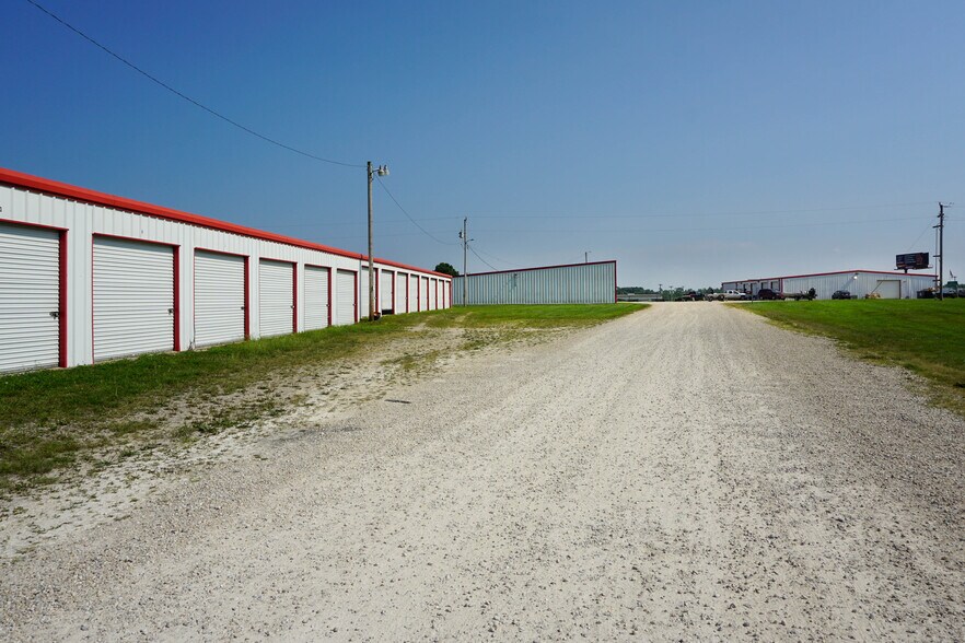 More Photos Of 18050 County Road 1000, Saint James Storefront For Lease