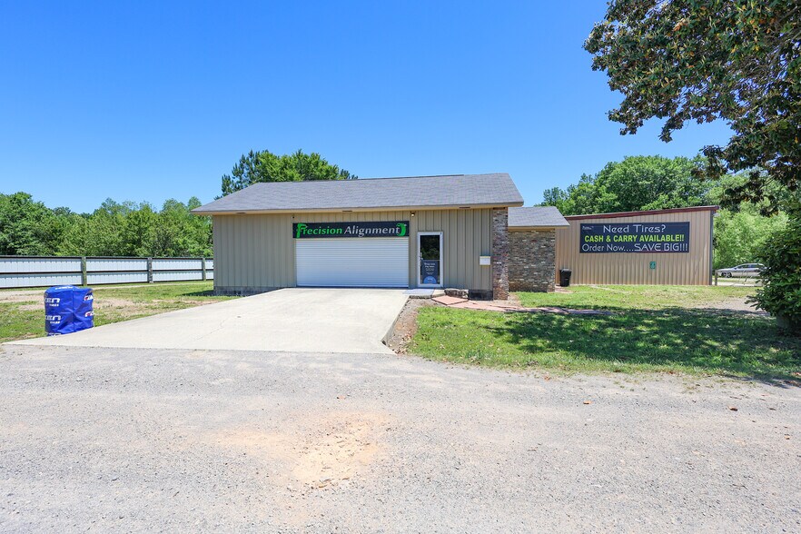 More Photos Of 101 Caney Pl, Glenwood Auto Repair For Sale