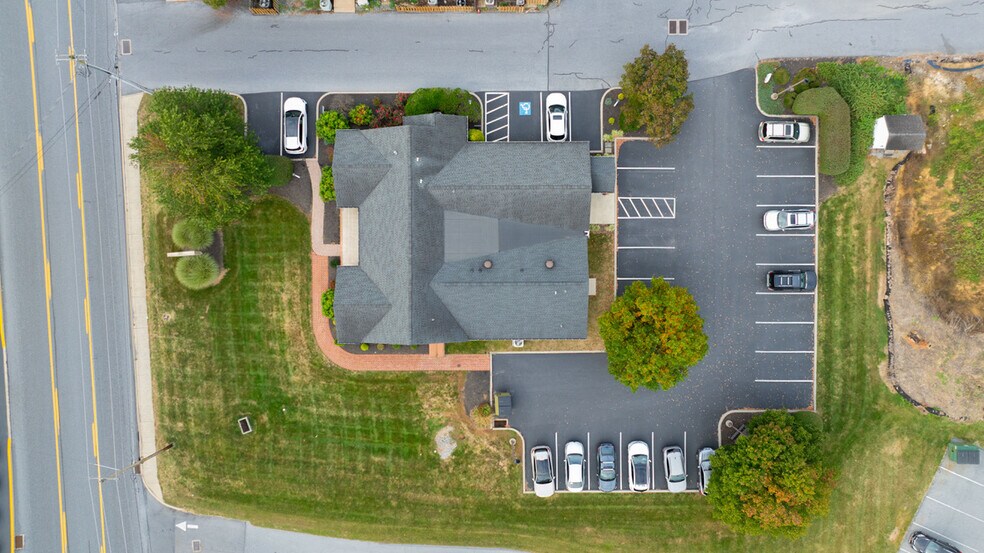 More Photos Of 250 N Reading Rd, Ephrata Office For Sale