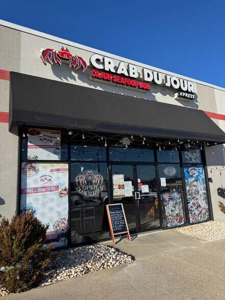 More Photos Of 1053 Grape St, Whitehall Freestanding For Sale