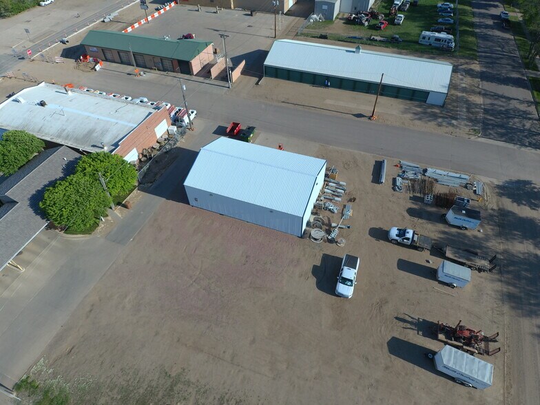 More Photos Of 307 Dakota Ave N, Huron Industrial For Sale