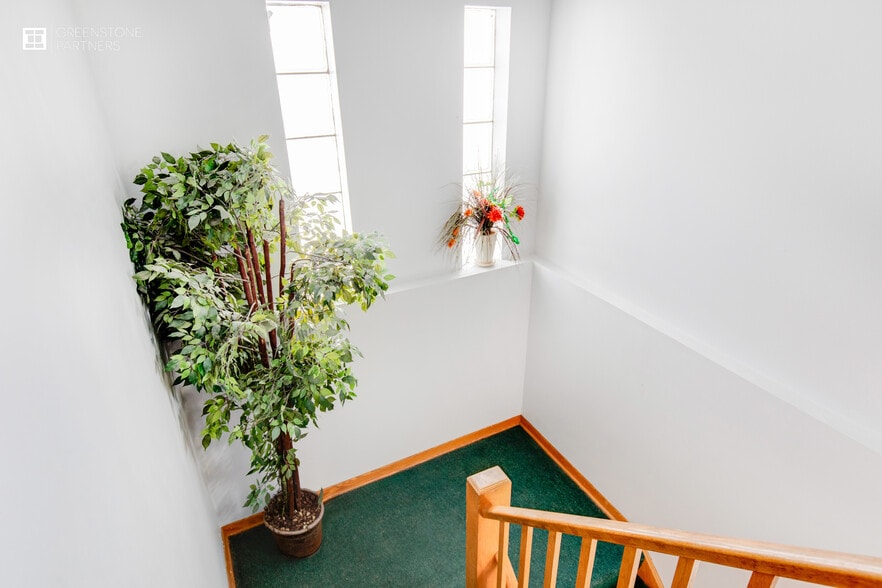 More Photos Of 81 Pine Ave, Riverside Healthcare For Sale