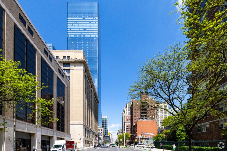 More Photos Of 341 9th Ave, New York Office For Lease