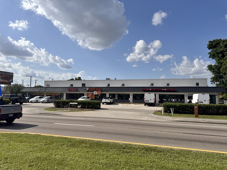 More Photos Of 560 NE Pine Island Rd, North Fort Myers Unknown For Lease