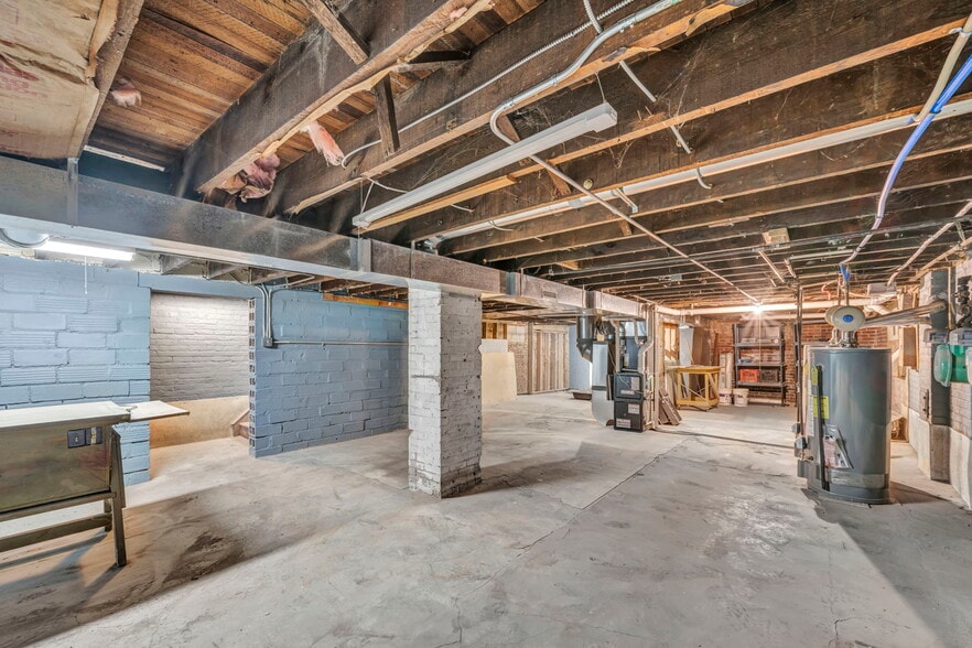 More Photos Of 3471 W 41st St, Cleveland Storefront Retail Residential For Lease