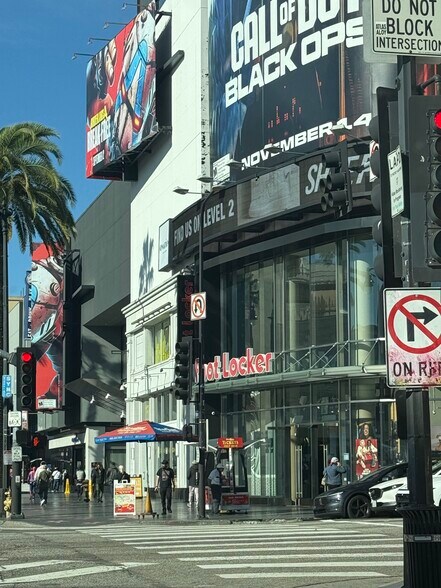 More Photos Of 7036 1/2 Hollywood Blvd, Hollywood Storefront Retail Residential For Lease