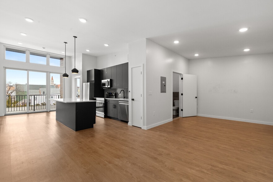 More Photos Of 952 Broadway, Bayonne Apartments For Sale