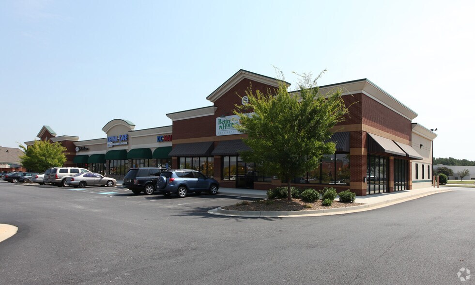 Primary Photo Of 1381-1403 Highway 20 W, McDonough General Retail For Sale