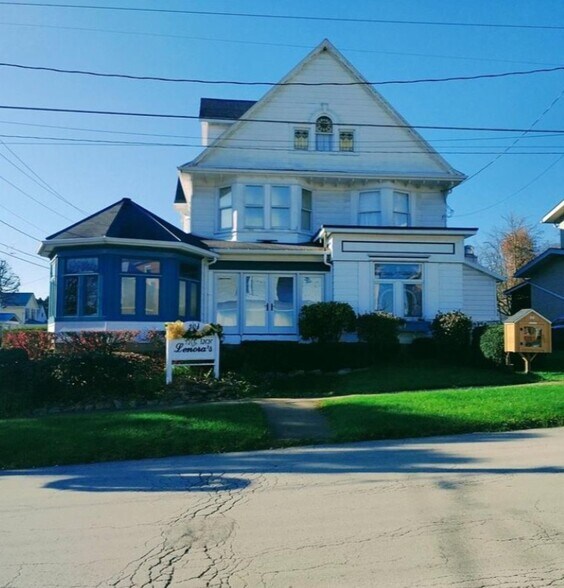 More Photos Of 301 Liberty St, Perryopolis Hospitality For Sale