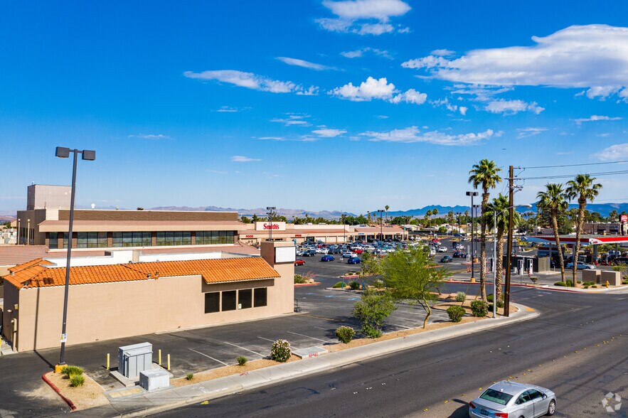More Photos Of 3810-3850 E Flamingo Rd, Las Vegas Unknown For Lease