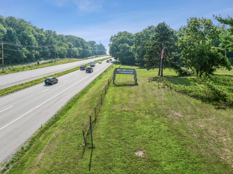 More Photos Of 32351 IN-2, New Carlisle Trailer Camper Park For Sale