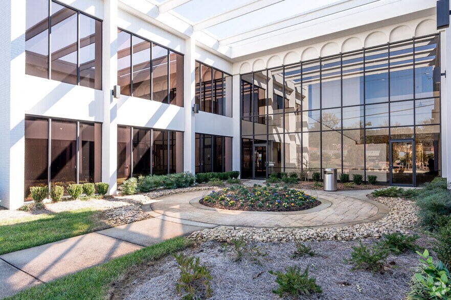 More Photos Of 3375 Northeast Expy, Atlanta Office For Sale