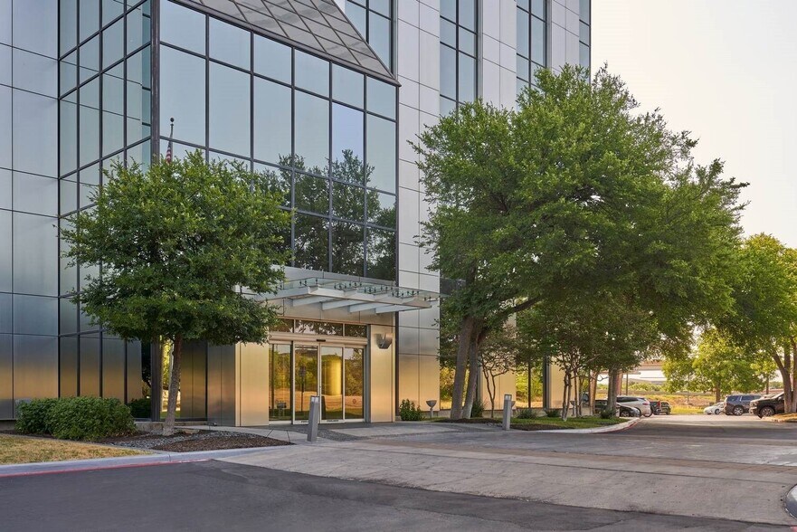More Photos Of 9601 McAllister Fwy, San Antonio Office For Lease