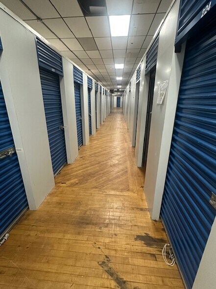 More Photos Of 41 Main St, Biddeford Self Storage For Sale