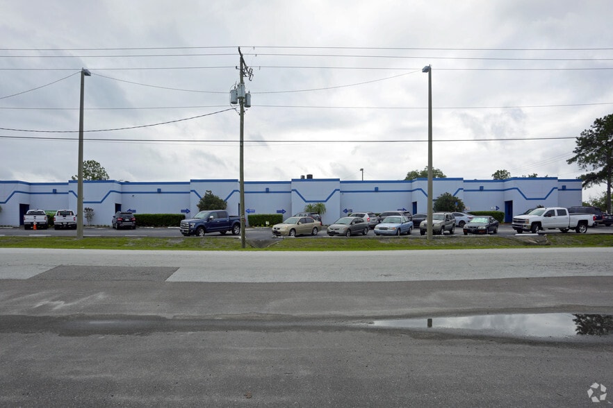 More Photos Of 5431-5449 N 59th St, Tampa Flex For Lease