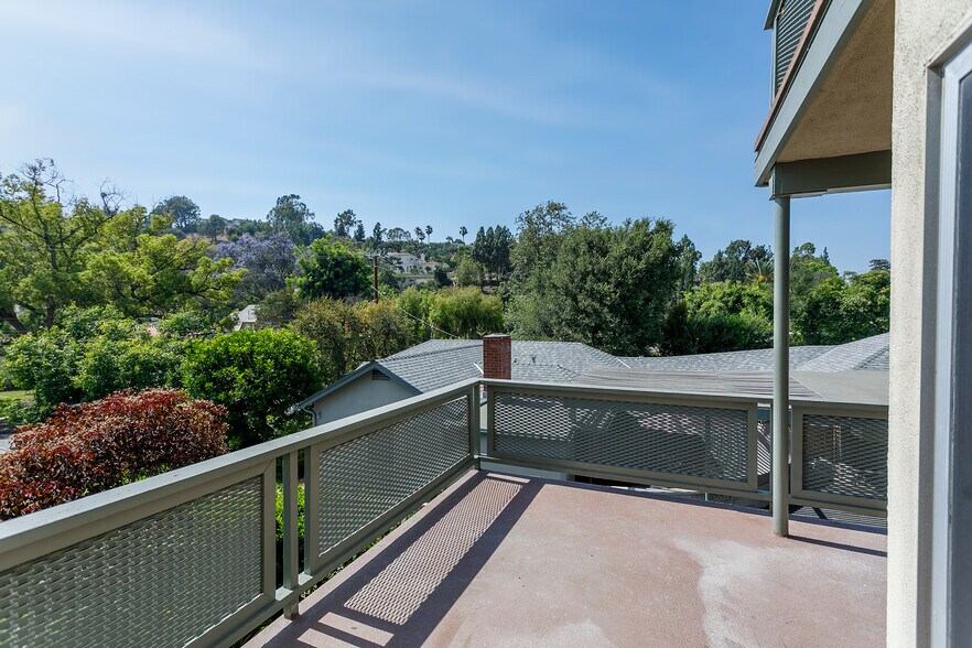 More Photos Of 1724 Meridian Ave, South Pasadena Apartments For Sale