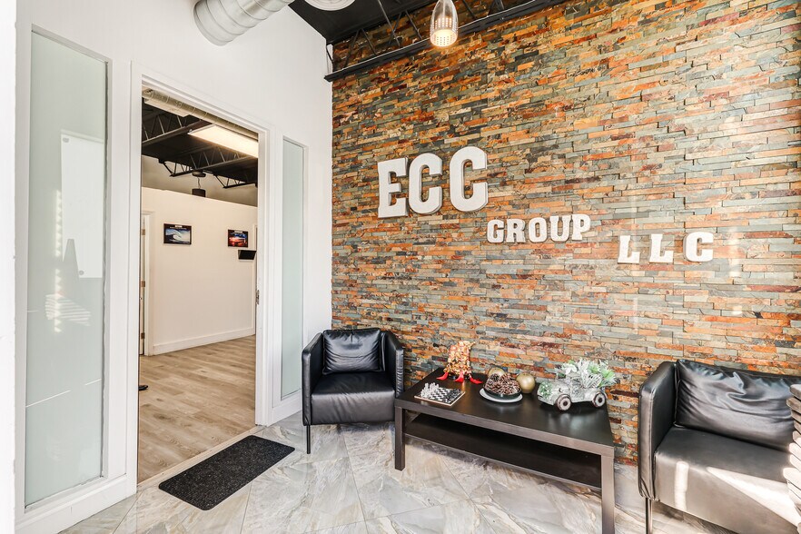 More Photos Of 4980 E 10th Ct, Hialeah Warehouse For Sale