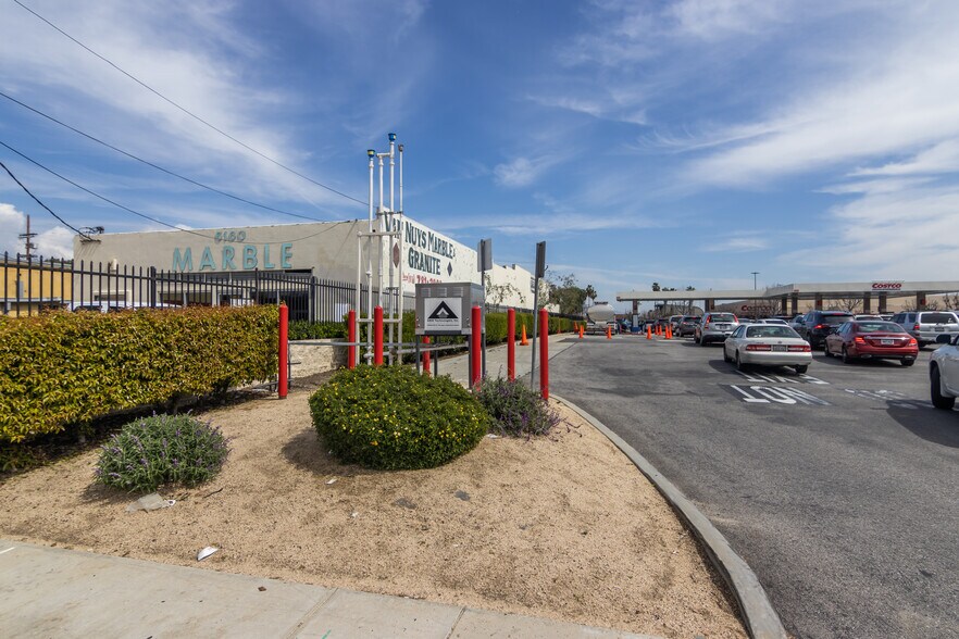 More Photos Of 6160 Sepulveda Blvd, Van Nuys Warehouse For Sale