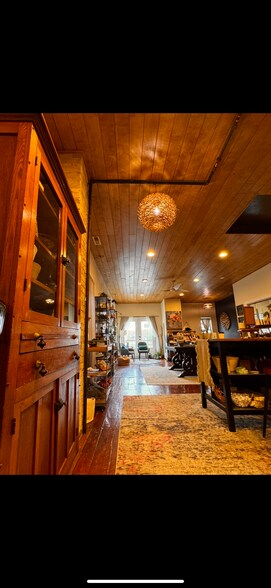 More Photos Of 719 S 5th St, Milwaukee Storefront Retail Residential For Sale