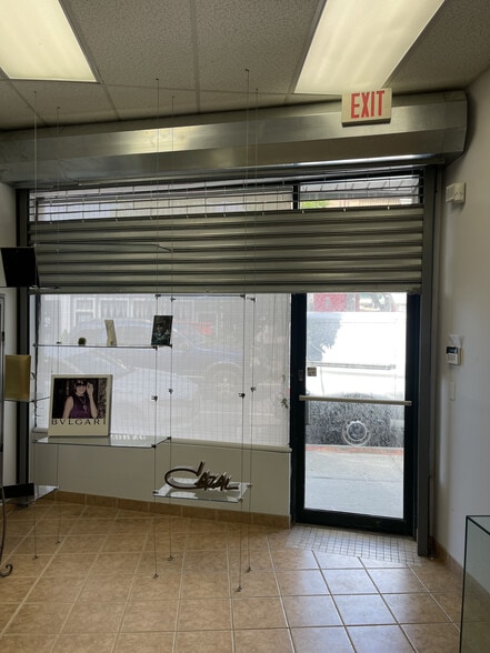 More Photos Of 68-72 Atlantic Ave, Lynbrook Storefront For Sale