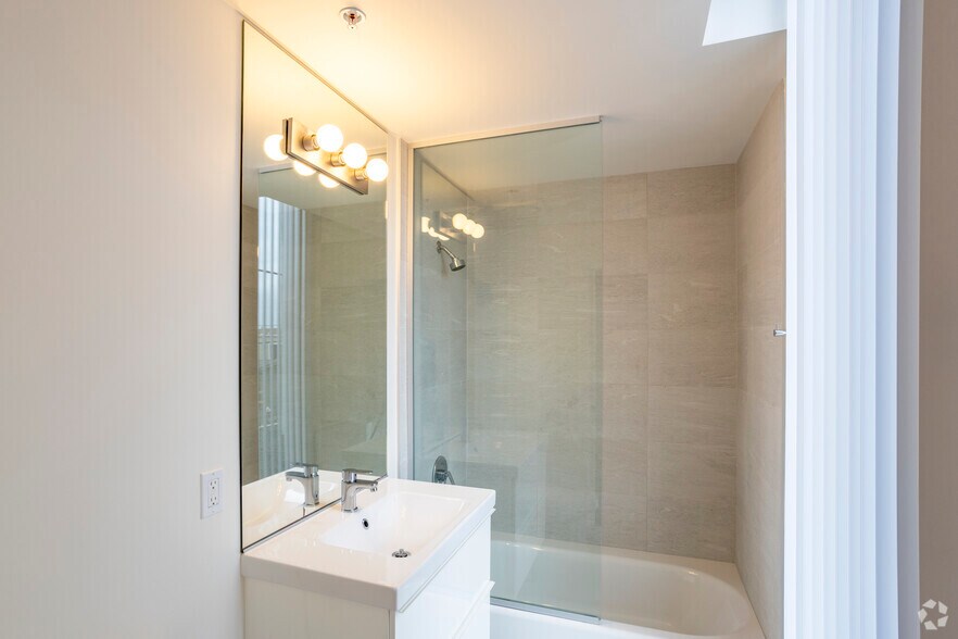 More Photos Of 4075 Park Blvd, San Diego Apartments For Lease