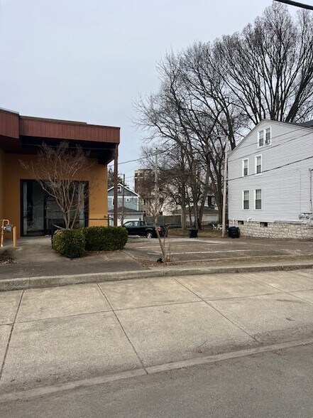 More Photos Of 1525 Bardstown Rd, Louisville Medical For Lease