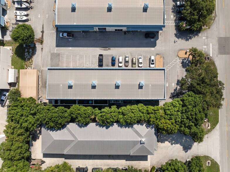 More Photos Of 3483-3497 SE Lionel Ter, Stuart Warehouse For Sale