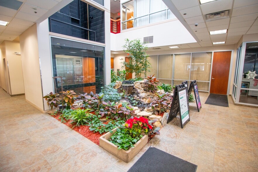 More Photos Of 3200 Main St NW, Coon Rapids Medical For Lease