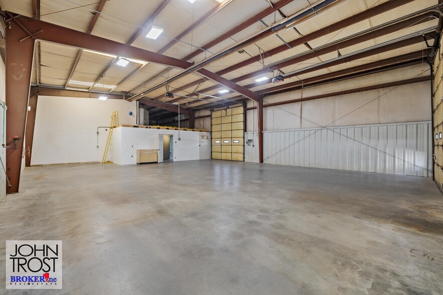 More Photos Of 781 Foster Rd, Casper Industrial For Lease