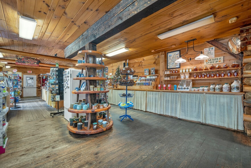 More Photos Of 1955 Presidential Hwy, Jefferson Restaurant For Sale