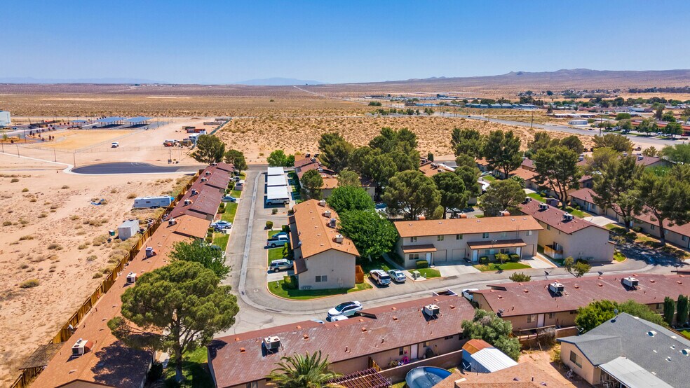 More Photos Of 121 N Gateway Blvd, Ridgecrest Apartments For Sale