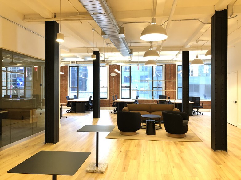 More Photos Of 145 W 45th St, New York Office For Lease