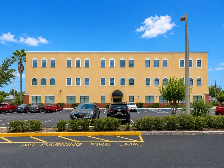 More Photos Of 213 S Dillard St, Winter Garden Medical For Sale