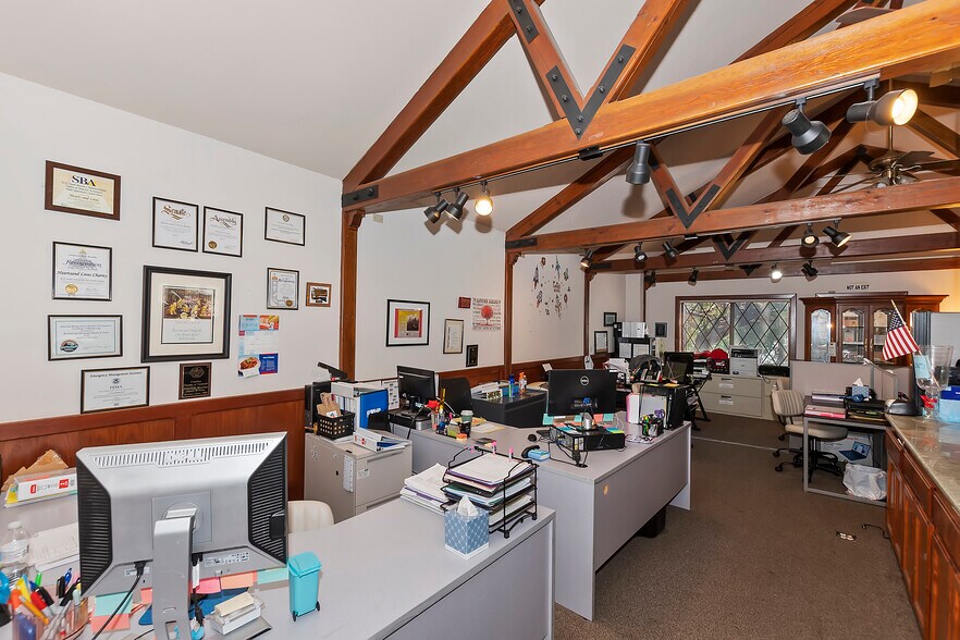 More Photos Of 24028 Lake Dr, Crestline Medical For Sale