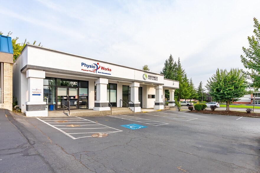 More Photos Of 9399 Ridgetop Blvd NW, Silverdale Storefront Retail Office For Lease