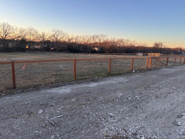 More Photos Of 2895 County Road 341, McKinney Land For Lease