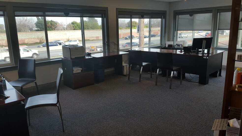 More Photos Of 980 S Amphlett Blvd, San Mateo Industrial For Sale