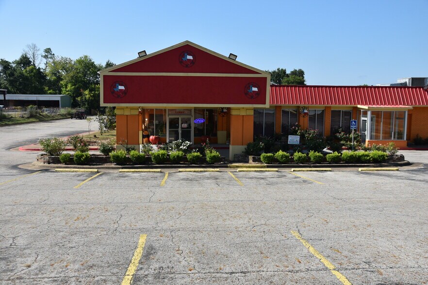 More Photos Of 1407 E Rusk St, Jacksonville Hotel For Sale