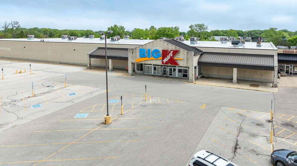 More Photos Of 5141 Douglas Ave, Racine Freestanding For Lease