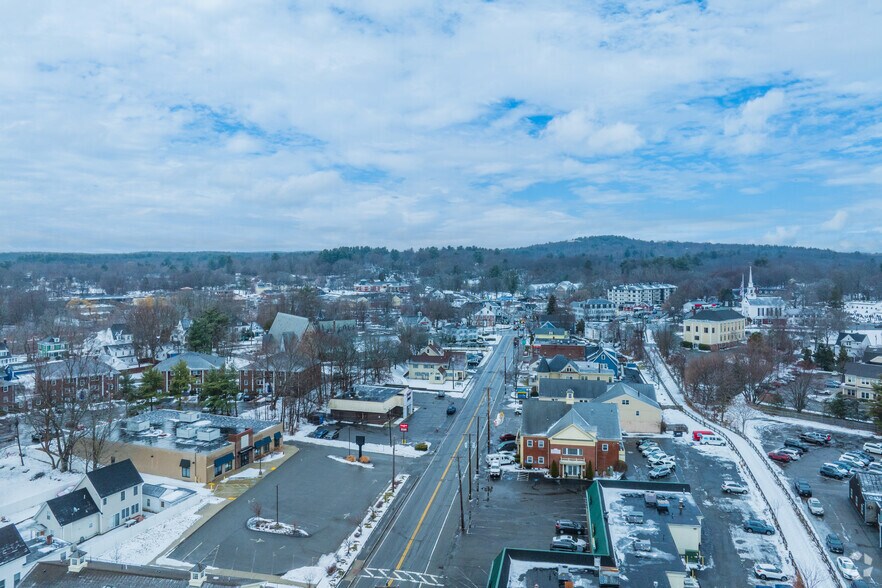 More Photos Of 39 Chelmsford St, Chelmsford Drugstore For Lease