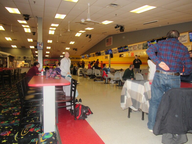 More Photos Of 1103 S Central Ave, Laurel Bowling Alley For Sale