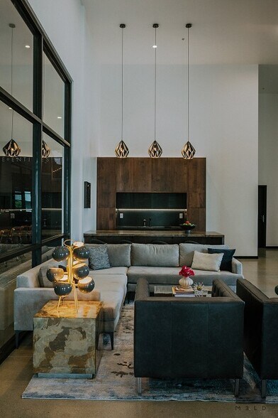 More Photos Of 1278-1296 Sandhill Rd, Orem Office For Sale