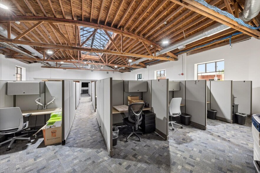 More Photos Of 6613-6621 Ogden Ave, Berwyn Storefront Retail Office For Sale