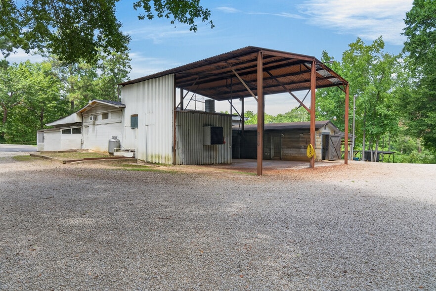 More Photos Of 409 Wagstaff Rd, Fuquay-Varina Manufacturing For Sale